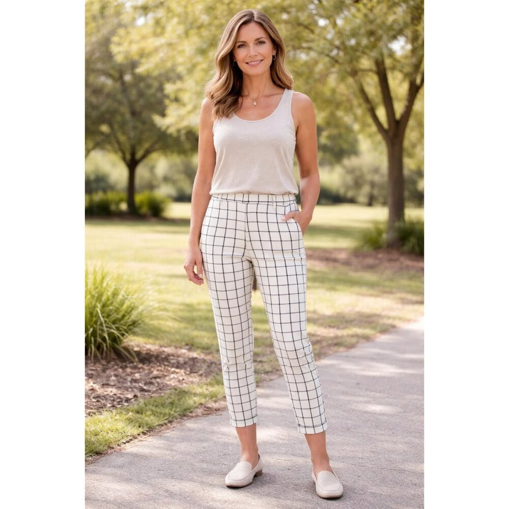 Banana Republic size 8P Sloan Fit Plaid Ankle Pant Cream & Navy Blue